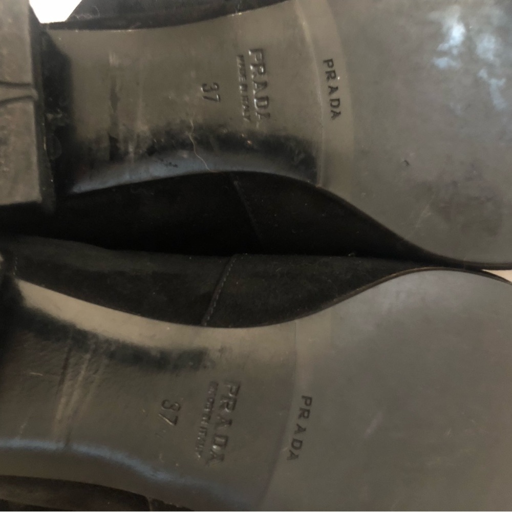 Excellent condition black Prada boots. Size 37 - Picture 3 of 5